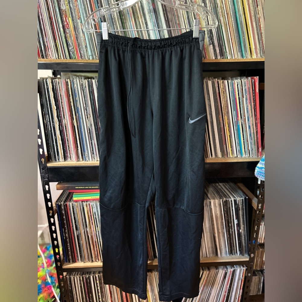 Nike Performance Men’s Sweatpants